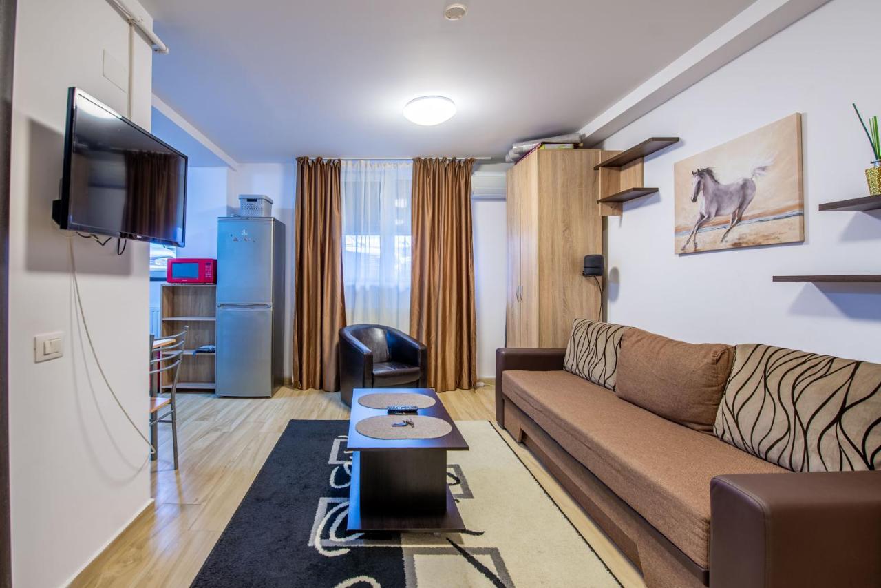 Studio Residence Militari M5 Chiajna Esterno foto