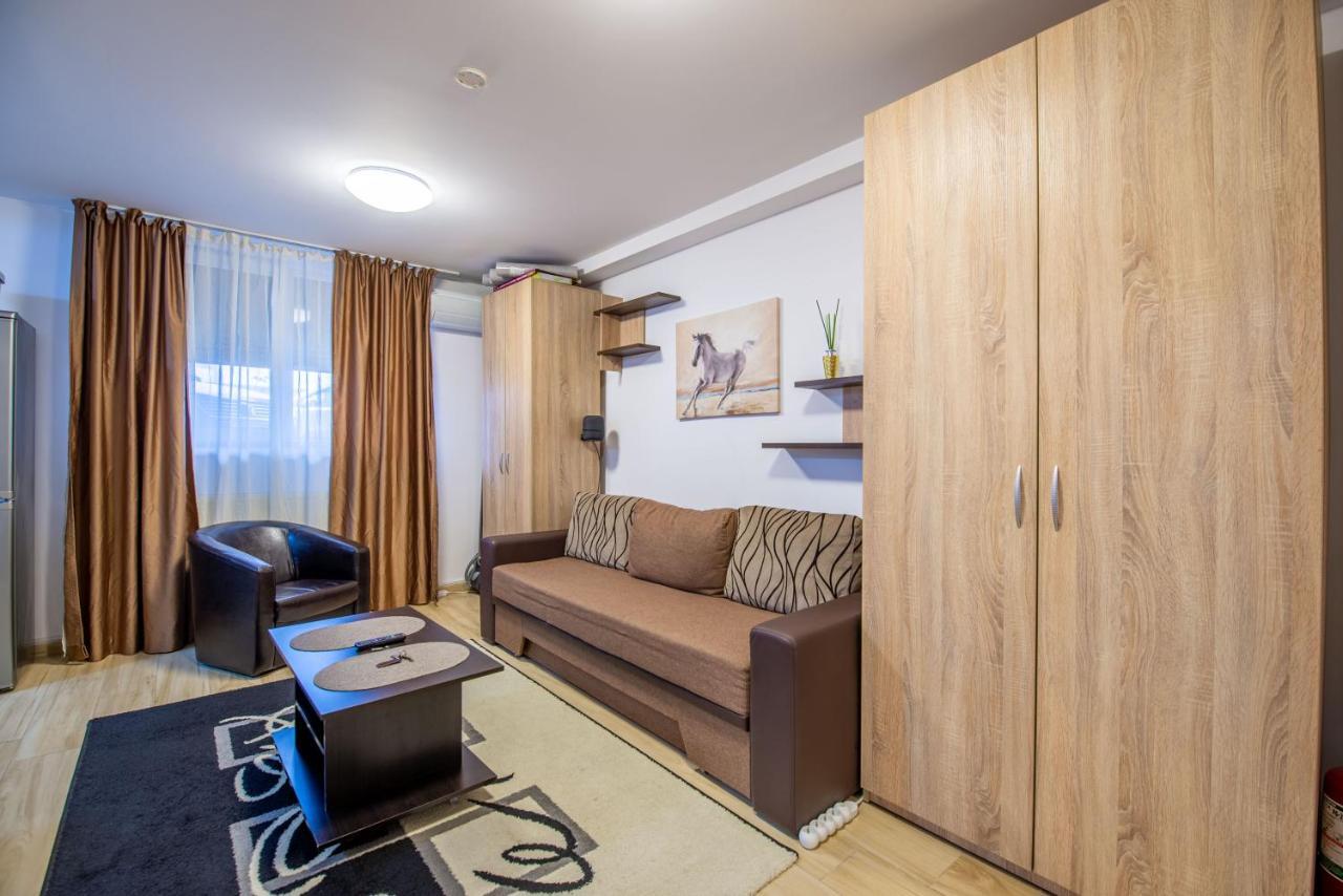 Studio Residence Militari M5 Chiajna Esterno foto